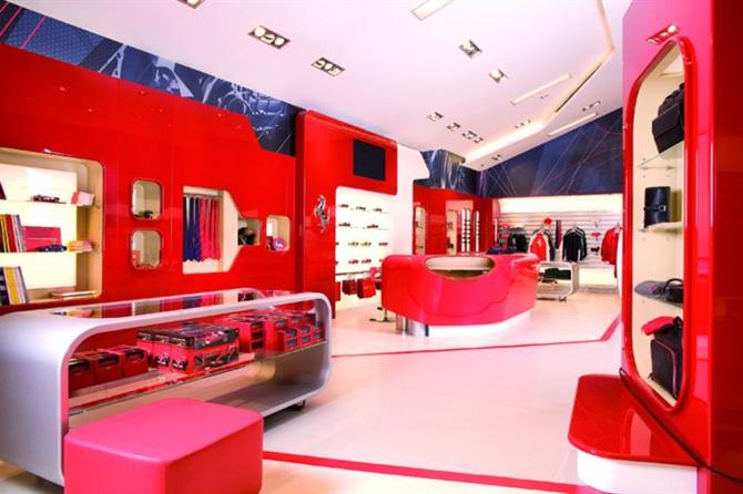 Lạ mắt trước thiết kế cửa hàng Ferrari Store