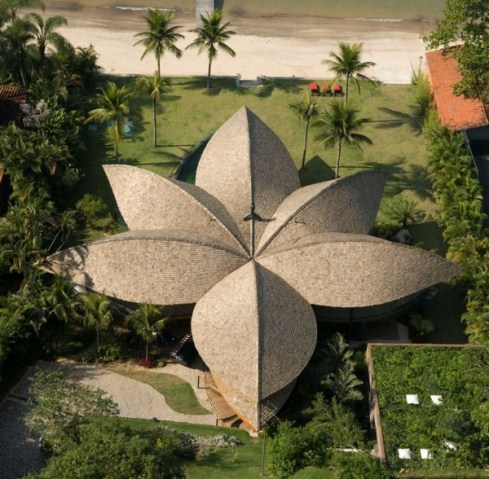 Ngôi nhà hình chiếc lá ở Brazil-2