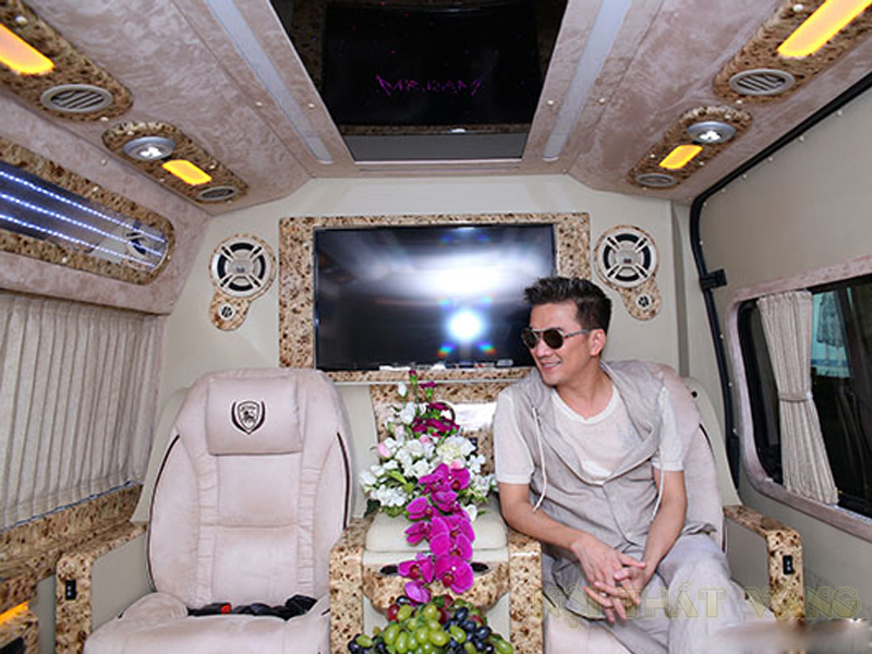 Nội thất xe hơi sang trọng và tinh tế